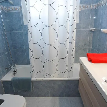 In Puerto Del Carmen Sleeps 5 Includes Swimming Pool Villa *